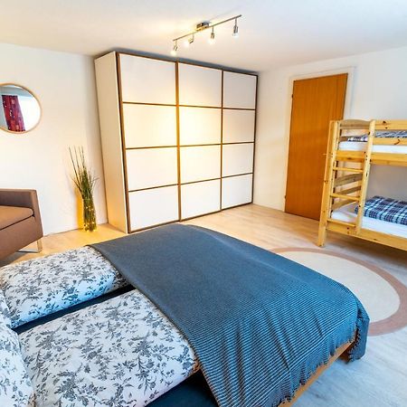 Charmantes Apartment Mit Grossem Garten .Kids4Free. فيلمز المظهر الخارجي الصورة